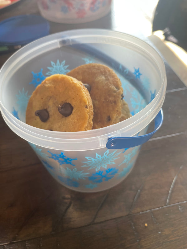 1/2 Dozen Cookies