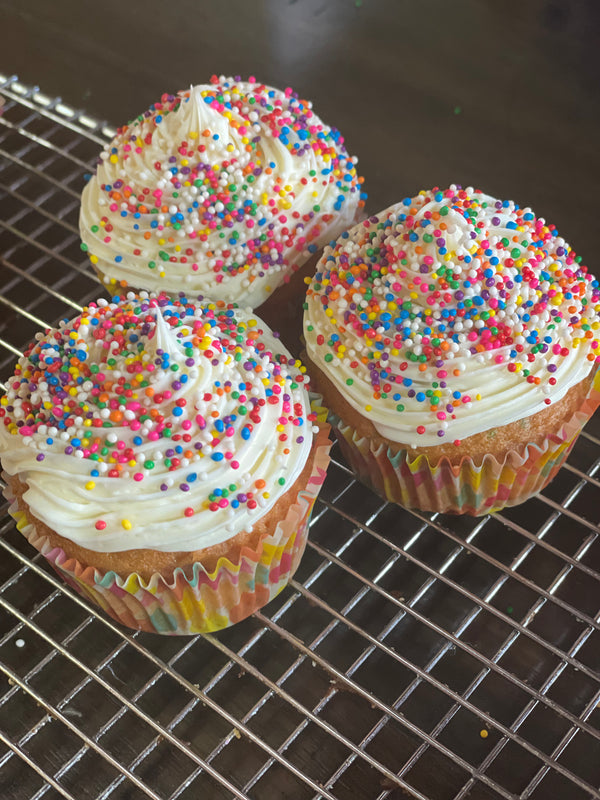 1/2 Dozen Funfetti Cupcakes with Vanilla Frosting